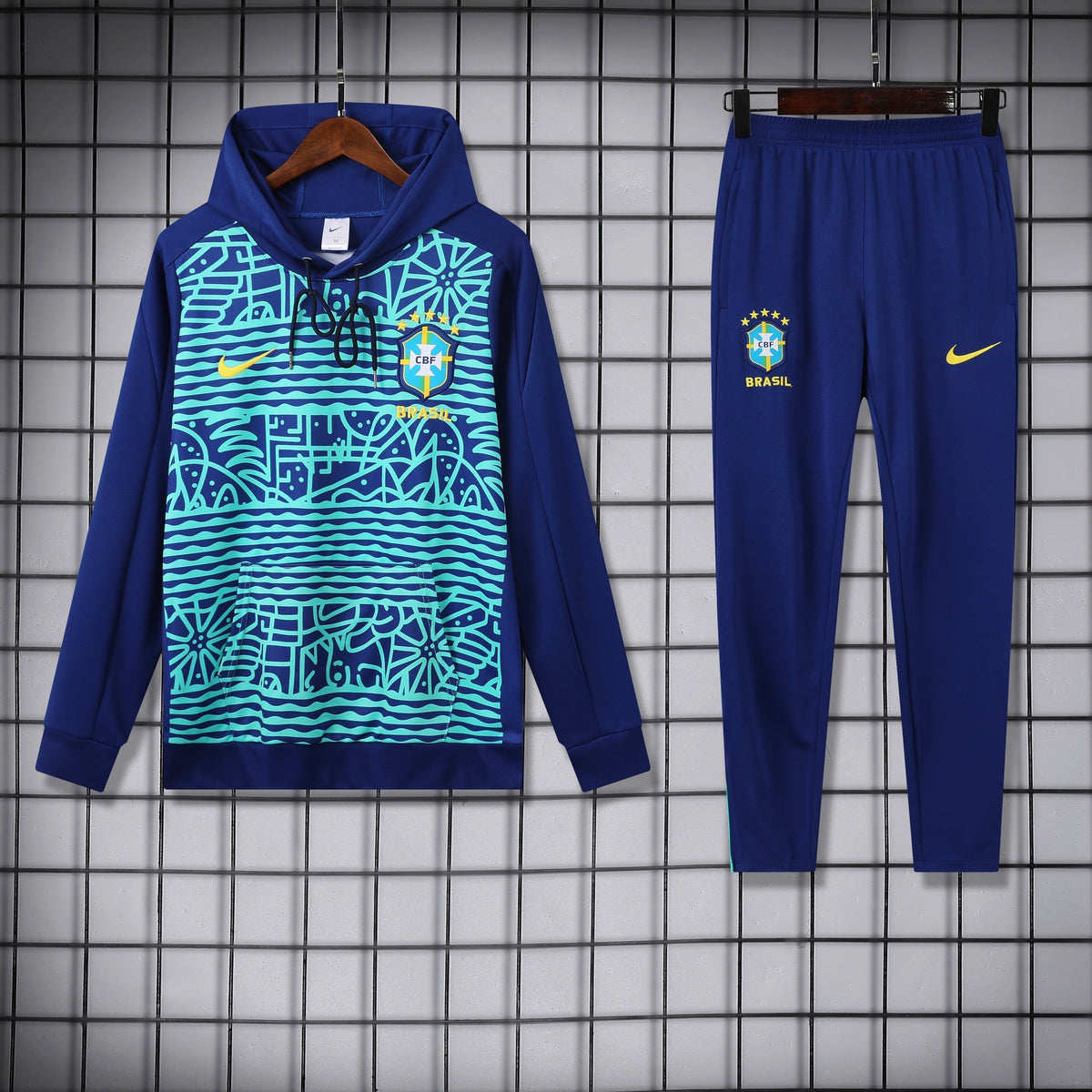 Nike Football Hoodie Set